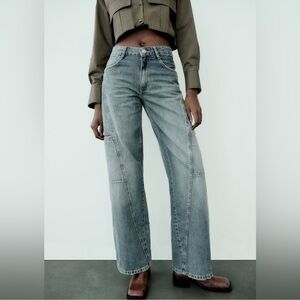 Zara MID-RISE TRF CARGO JEANS